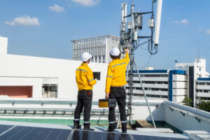 Wireless field technician supporting fixed wireless access hiring and FWA deployment