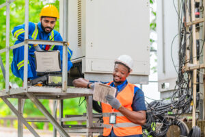 middle-mile fiber staffing for transport engineers, OSP managers, splicers, and field supervisors